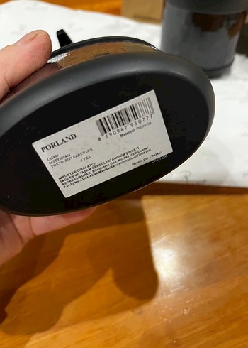 Porland Sıvı Sabunluk 
Erkek Cilt Bakım Seti - Görsel 4