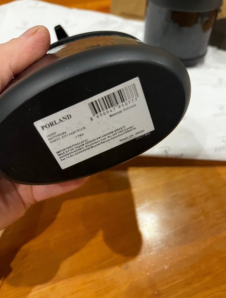 Porland Sıvı Sabunluk 
Erkek Cilt Bakım Seti - Görsel 4