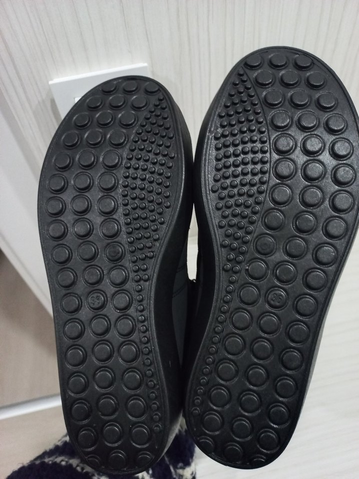 Siyah Kürklü Kadın Dolgu Topuk Bot - Görsel 3