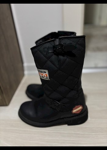 Siyah Tokalı Harley  Kadın Botu - Görsel 2