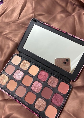 Revolutıon Canlı Koyu Pembe Göz Farı Paleti - Görsel 2