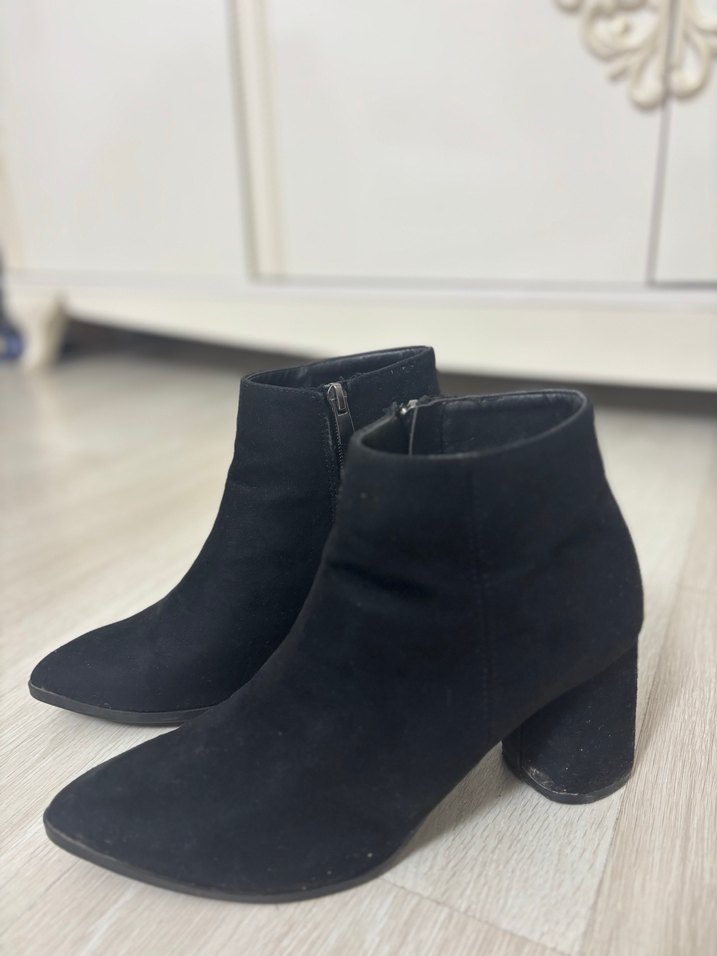 Siyah Süet  Kadın Bot - Görsel 2