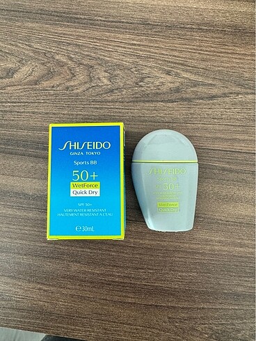 Shiseido Güneş Kremi Renkli