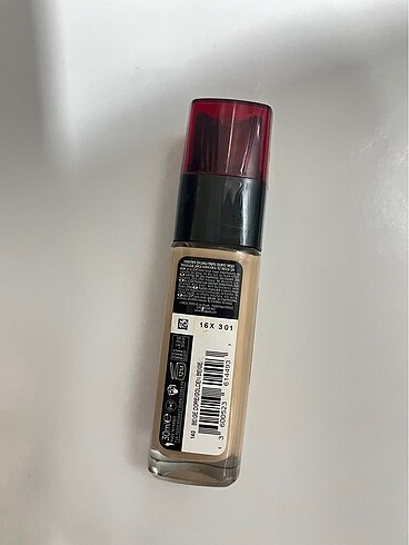 Beden Loreal Paris fondöten 140 numara