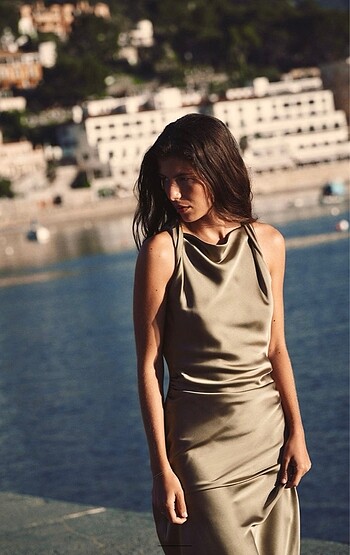 Zara Zara saten elbise