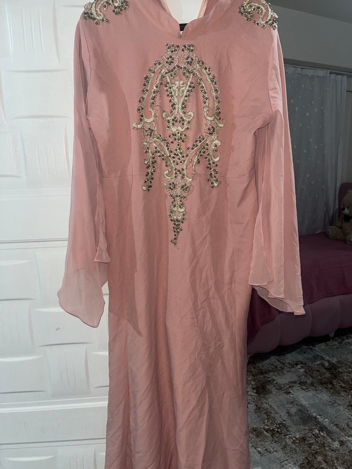 Pembe İşlemeli Uzun Salaş Kadın Abiye Elbise - Görsel 5