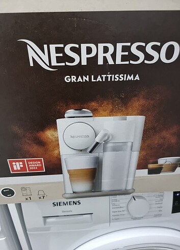 Nespresso Grandlattissima