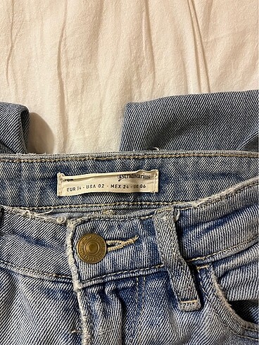 xs Beden stradivarius mom jean