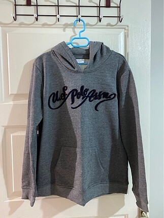 U.S. Polo sweatshirt