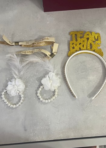 Bride bekarlığa veda 4 adet bileklik 1 adet taç