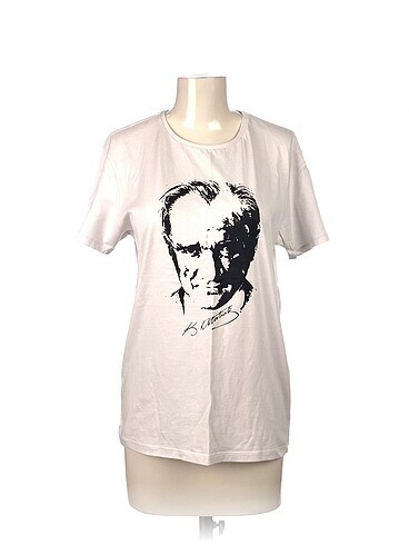 LC Waikiki T-shirt %70 İndirimli.