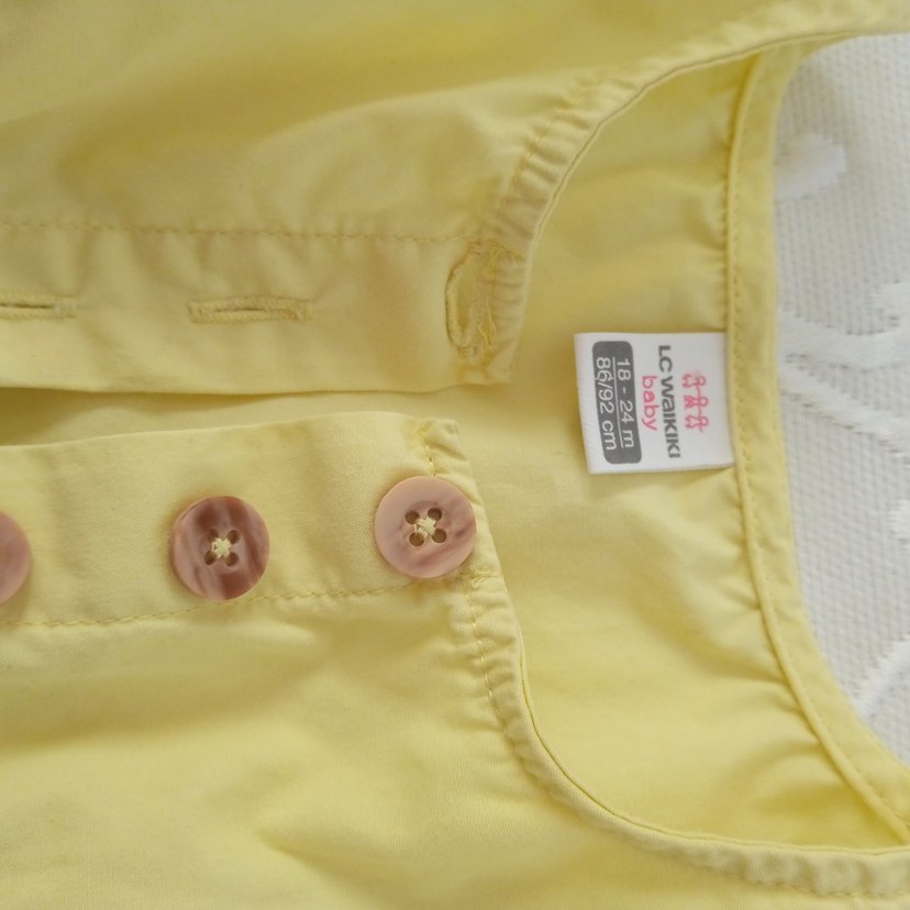 Sarı Kolsuz Keten Fırfırlı Kız Elbisesi - Görsel 2