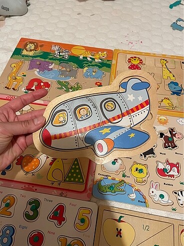 Diğer Dokuz adet ahşap yapboz