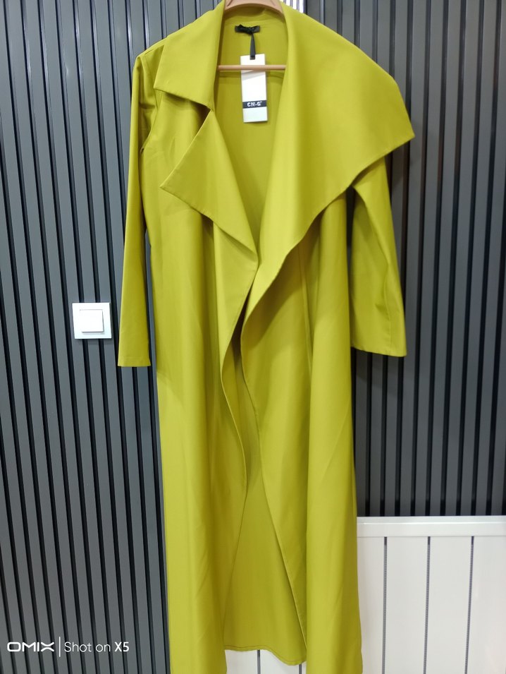 Sarı Kadın Uzun Drapeli Trençkot - Görsel 3