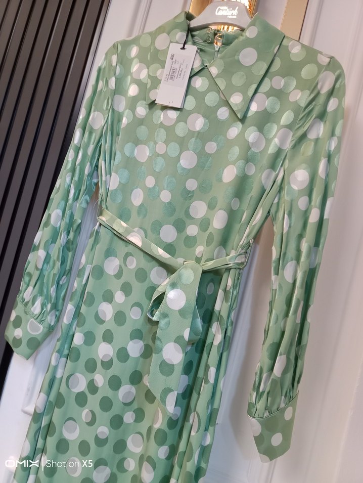 Yeşil Puantiyeli Uzun Kollu Kuşaklı Elbise - Görsel 2