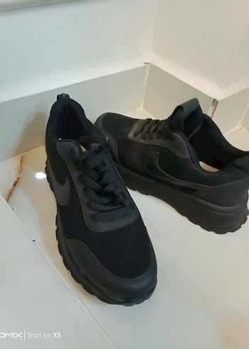 Siyah Bağcıklı Kadın Spor Ayakkabı - Görsel 2