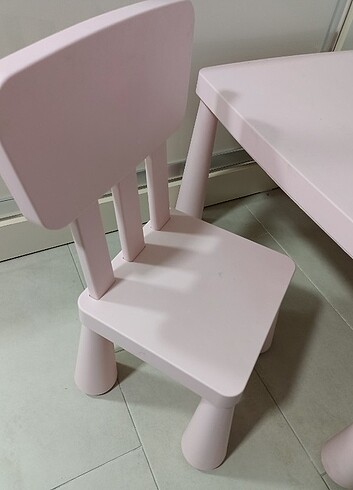 Ikea İkea mammut çocuk masa sandalye seti 