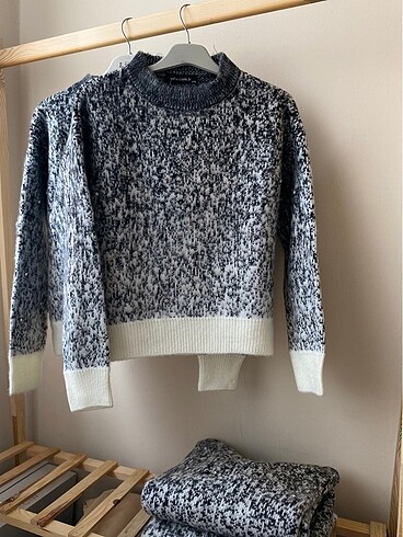 Taşlı kadın kazak - Görsel 3