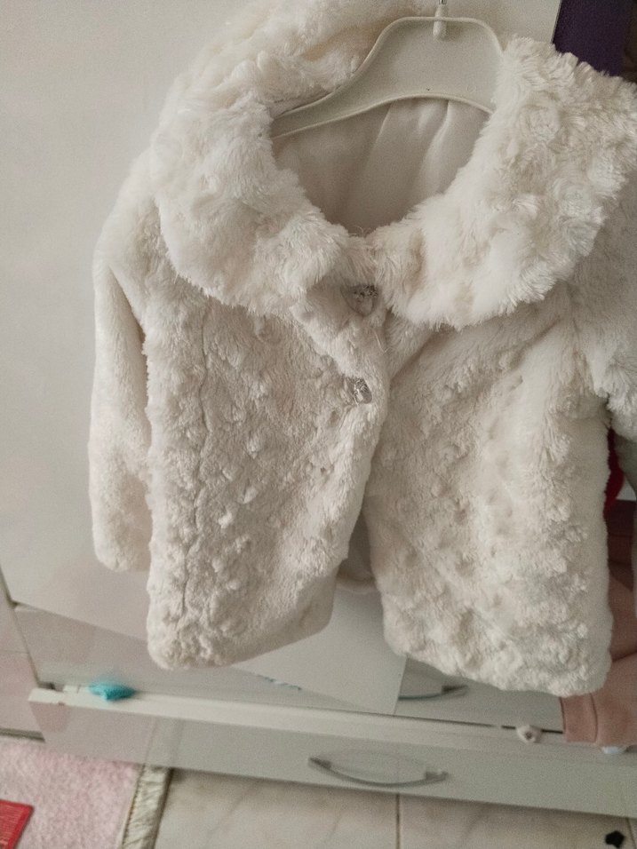 Beyaz Kürk Detaylı Kız Mont - Görsel 2