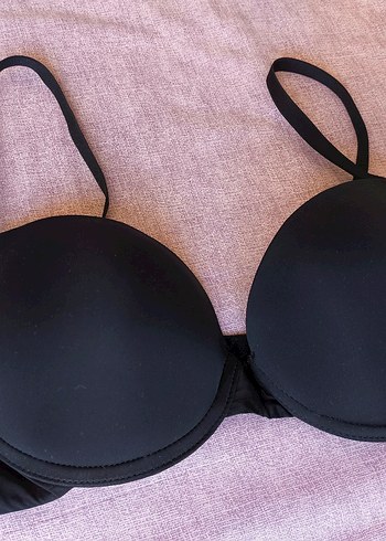 Siyah Minimalist Goth Sütyen