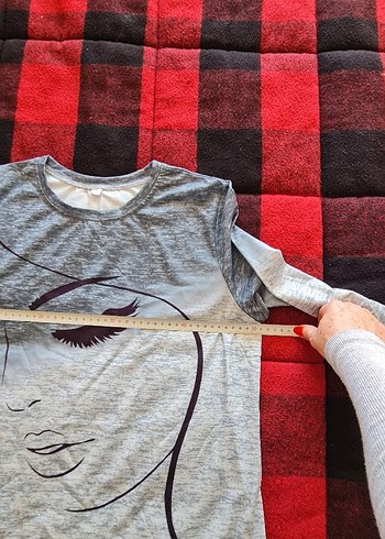 Gri Baskılı Uzun Kollu Tişört - Görsel 4