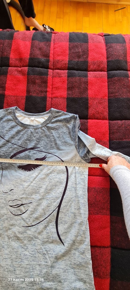 Gri Baskılı Uzun Kollu Tişört - Görsel 4