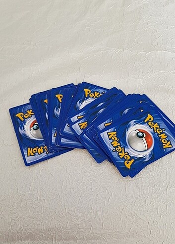 Pokemon kartları