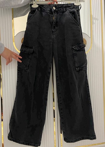 Siyah Bağcıklı Bol Kesim Midi Kot Pantolon - Görsel 2