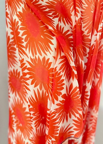 Kadın turuncu çiçek Desenli parça şifon kumaş - Görsel 2