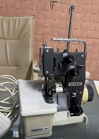 PFAFF  Calanda 4 iplik sanayi tipi overlok dikiş makinası - Görsel 3