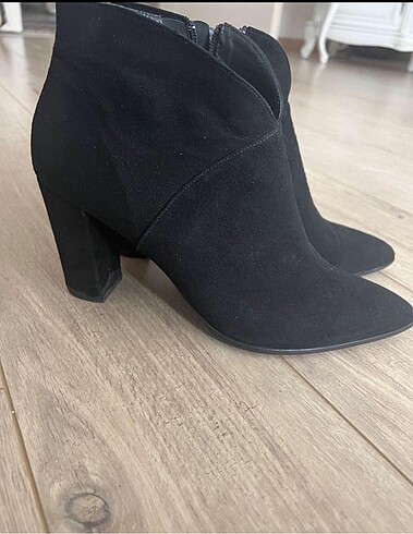 WANNA SİYAH SÜET BOTLAR. 40 NUMARA