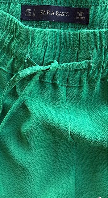 s Beden yeşil Renk ZARA ZÜMRÜT YEŞİLİ KREP PANTOLON S BEDEN
