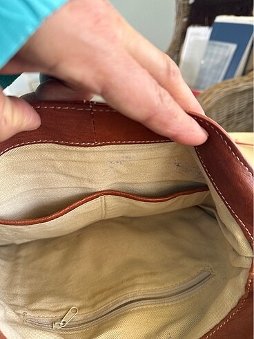 Yurtdışından alınma yağlı kuzu derisi çanta - Görsel 9