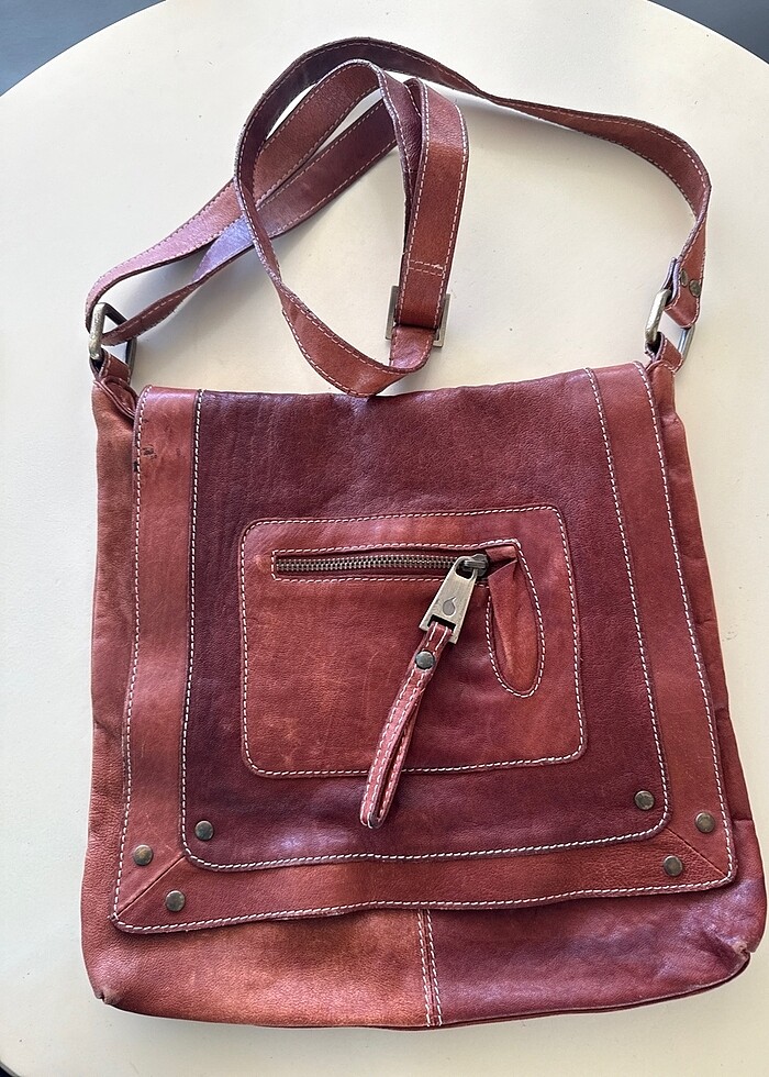 Yurtdışından alınma yağlı kuzu derisi çanta - Görsel 4