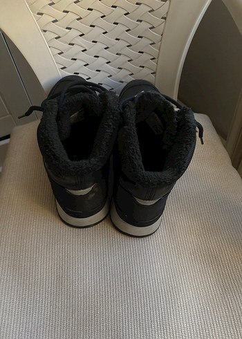 40 Beden orjınal new balance bot