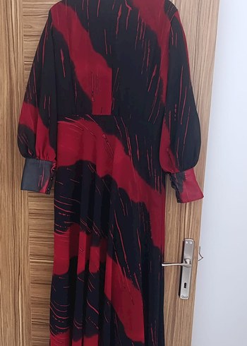Kadın Kırmızı Siyah Uzun Drape Elbise