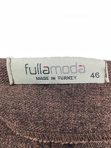 46 Beden kahverengi Renk Diğer Düz Kesim %70 İndirimli.
