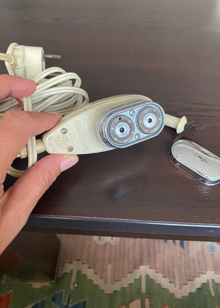 Çok eski traş makinası - Görsel 3