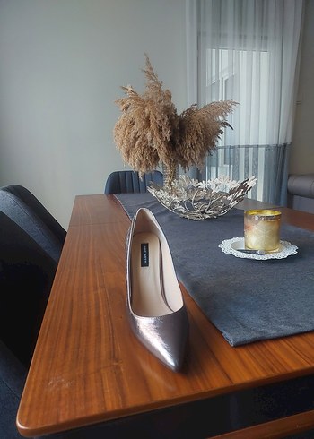 Nine West Gri Yılan Desenli Metal Stiletto Topuklu Kadın Ayakkabı