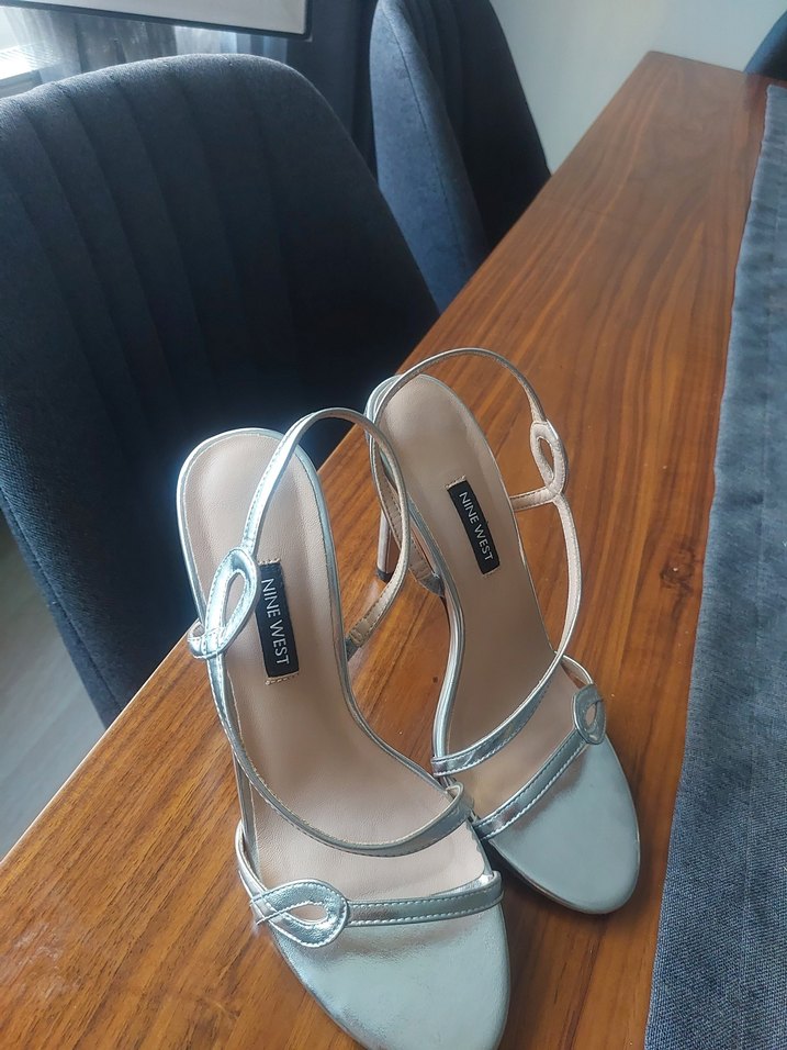 Bej Renkli Tokalı Stiletto Topuklu Kadın Abiye Ayakkabı - Görsel 2