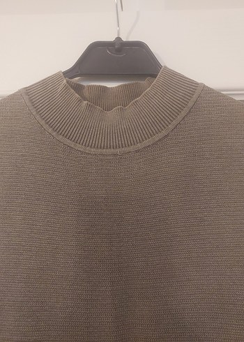 Gri Yüksek Yakalı Kolsuz Uzun Elbise - Görsel 4