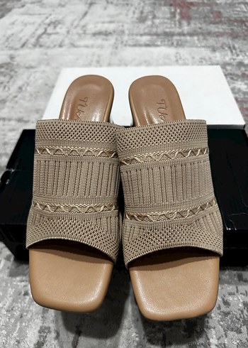 Crocs Bej Bohem Tarz Kadın Topuklu Terlik