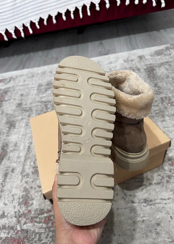 Pierre Cardin Kürklü Kahverengi Süet Dolgu Topuklu Kadın Bot