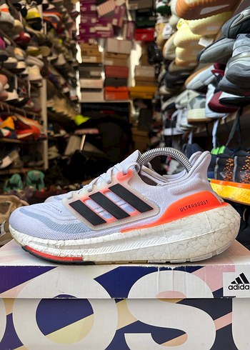 40 Beden beyaz Renk Adidas Ultraboost Light