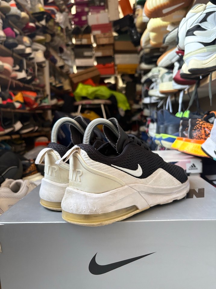 Nike Air Motion 2 - Görsel 3