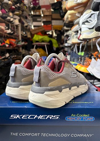 Skechers Max Cushioning Perspective - Görsel 3