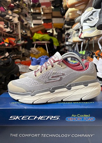Skechers Max Cushioning Perspective - Görsel 6