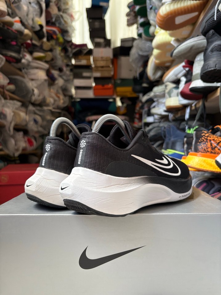 Nike Zoom Fly 5 - Görsel 3