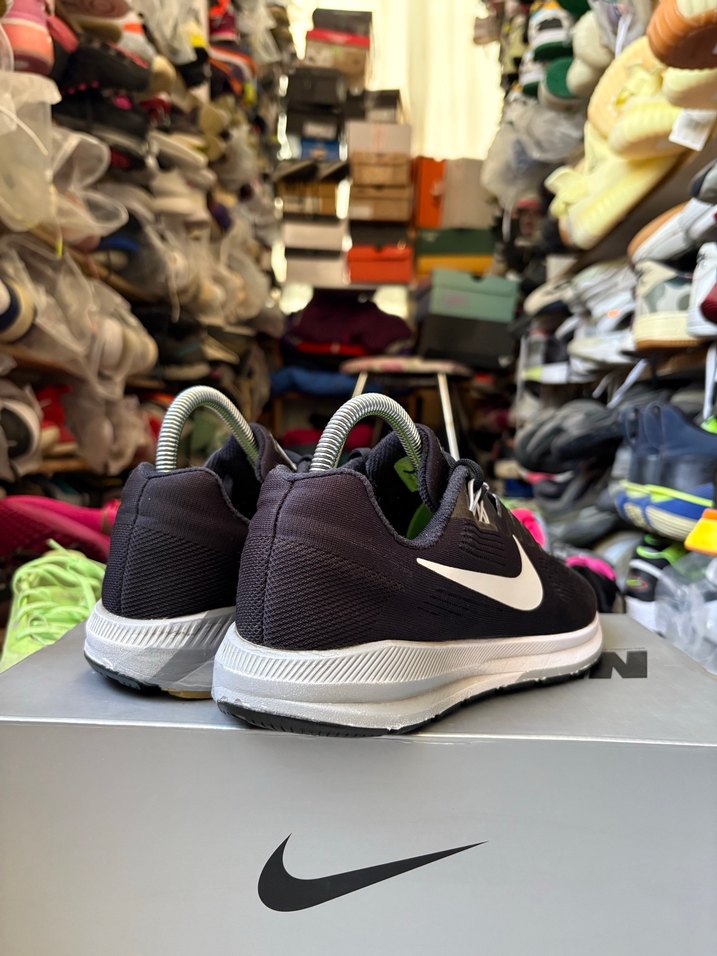 Nike Air Zoom Structure 21 - Görsel 2