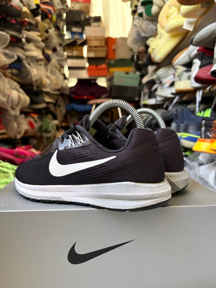 Nike Air Zoom Structure 21 - Görsel 3